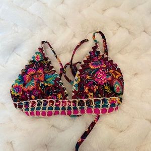 Floral bikini top